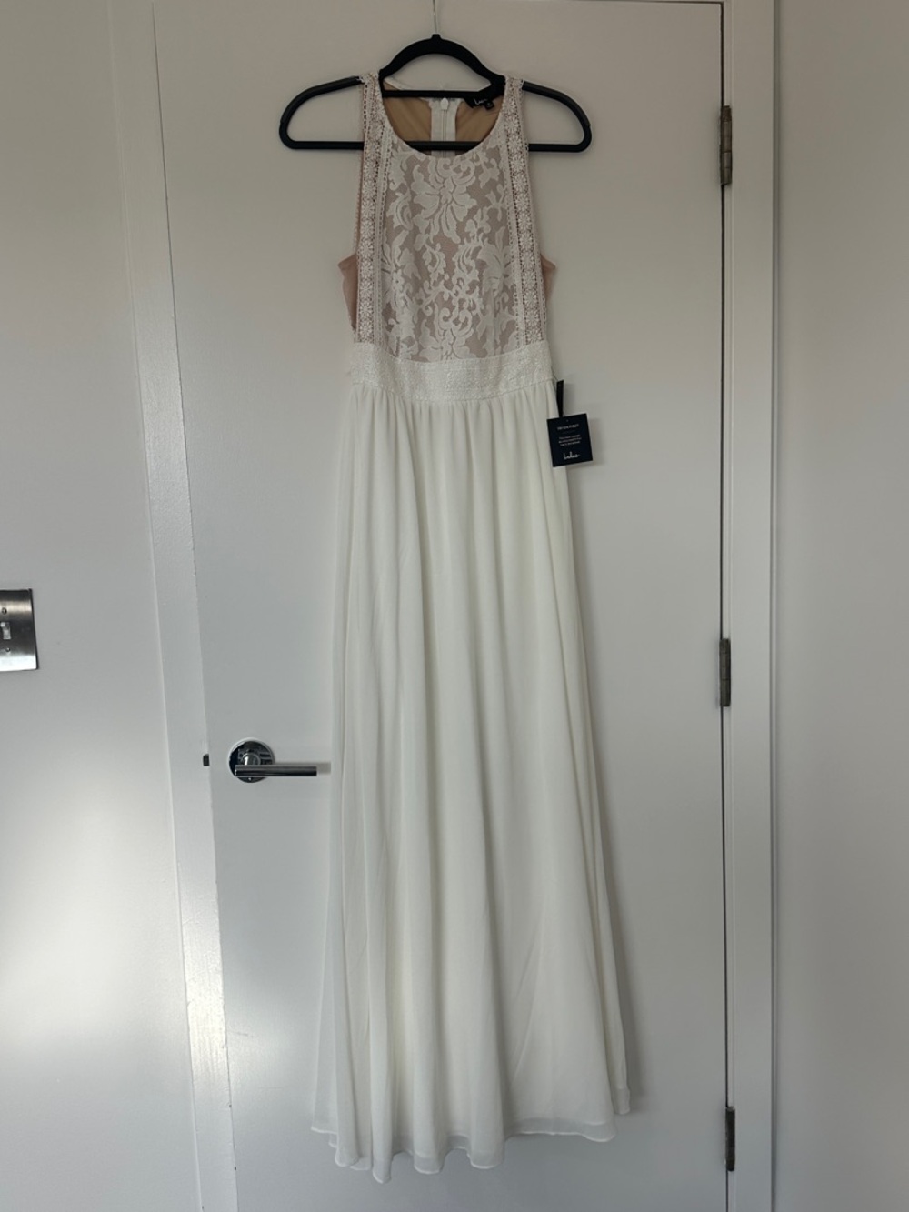 Lulu's Ivory and Blush Lace Maxi Dress NWT